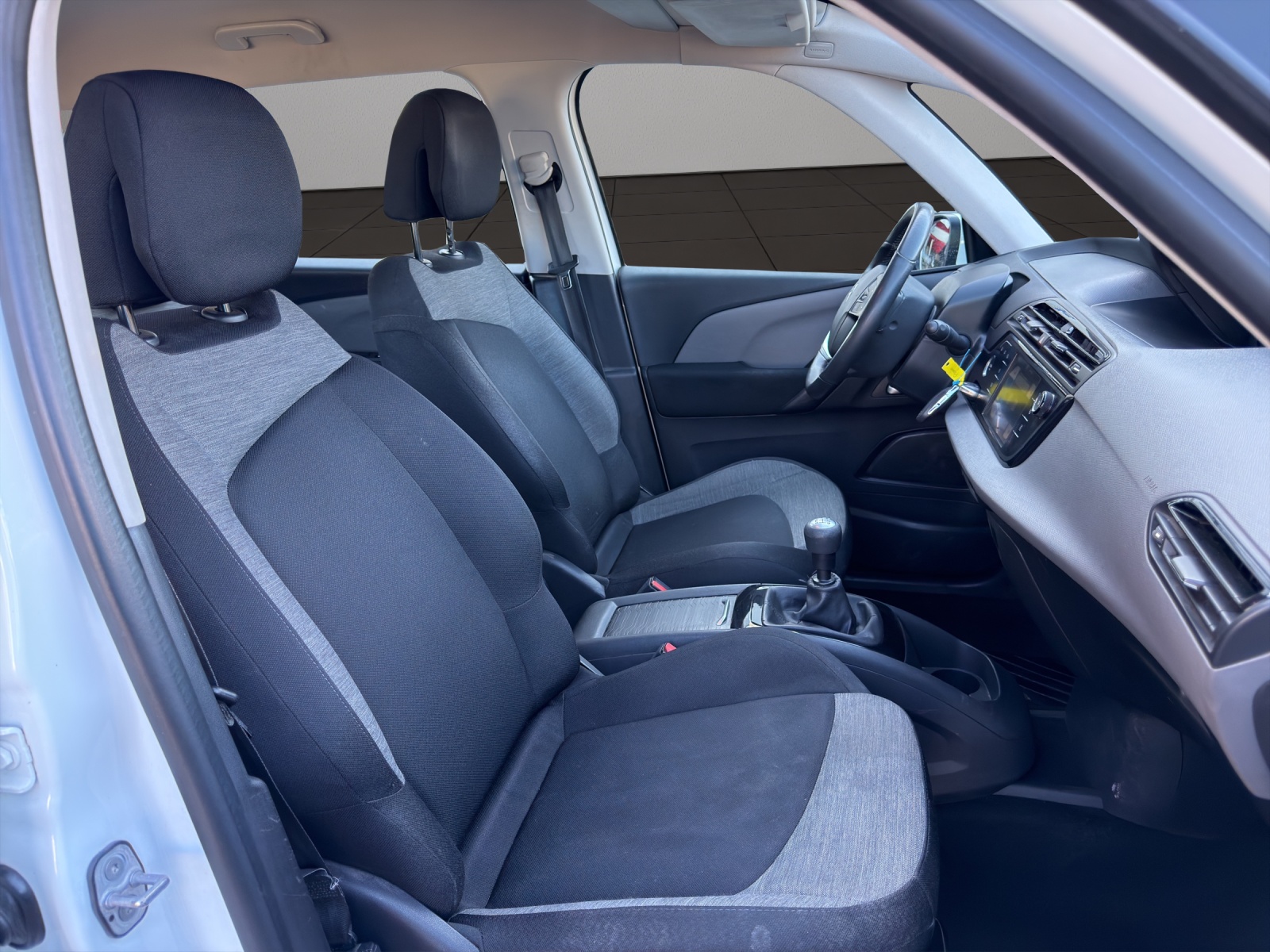 CITROEN Grand C4 Picasso 1.2 Pure Tech Shine-image-16