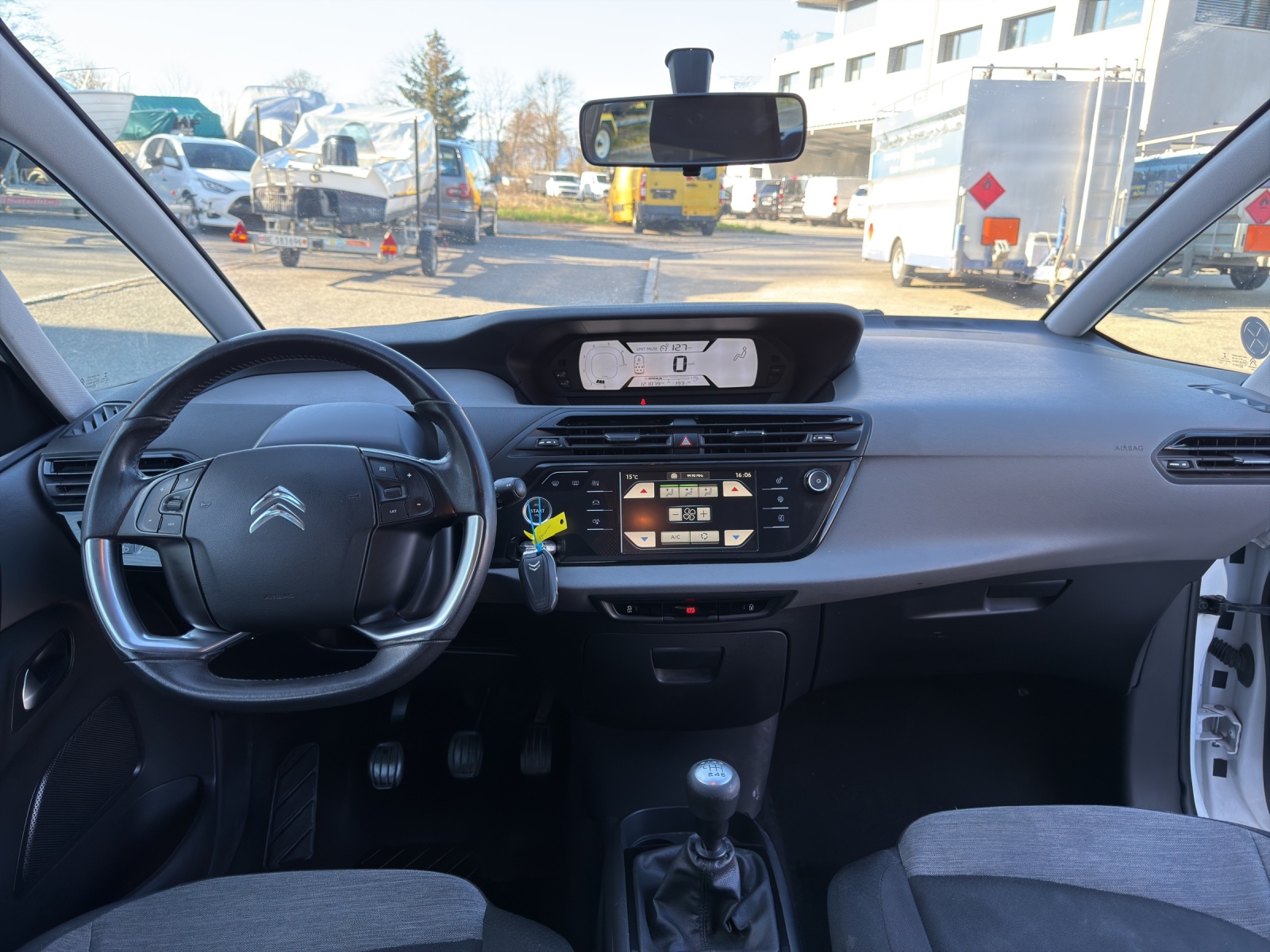 CITROEN Grand C4 Picasso 1.2 Pure Tech Shine-image-21