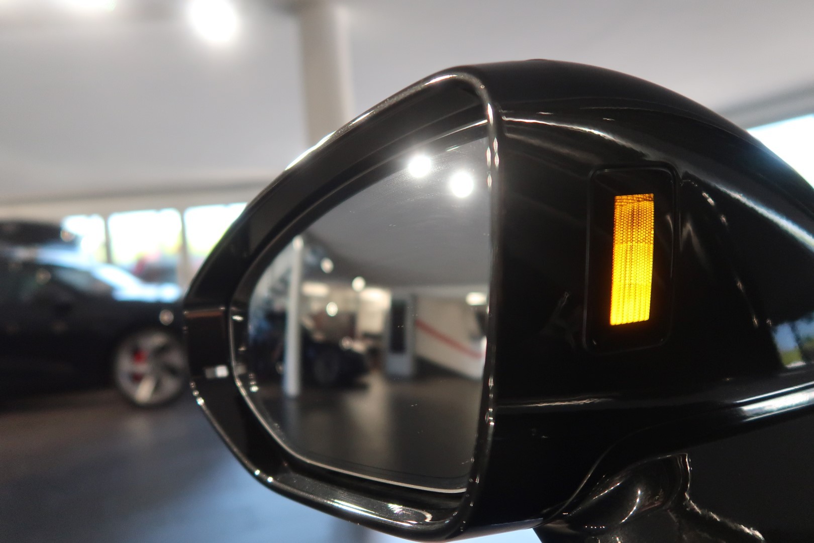 AUDI A8 50 TDI quattro tiptronic-showroom-element-3