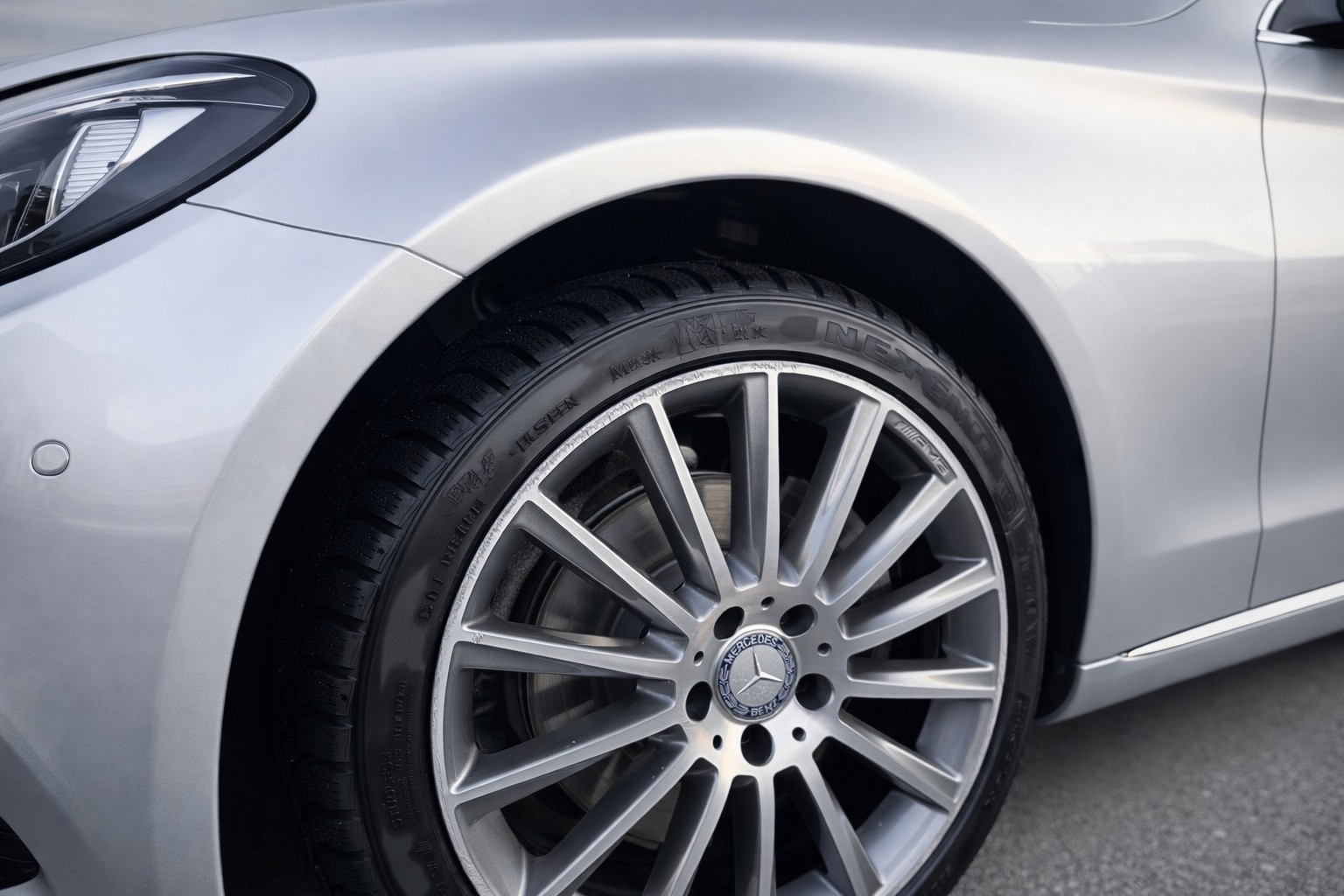 MERCEDES-BENZ C 220 d Avantgarde 4Matic 7G-Tronic-image-2