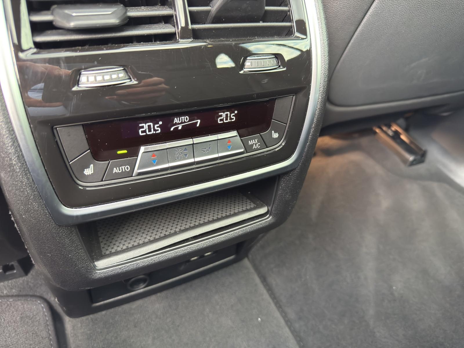 BMW X5 xDrive 30d-image-18