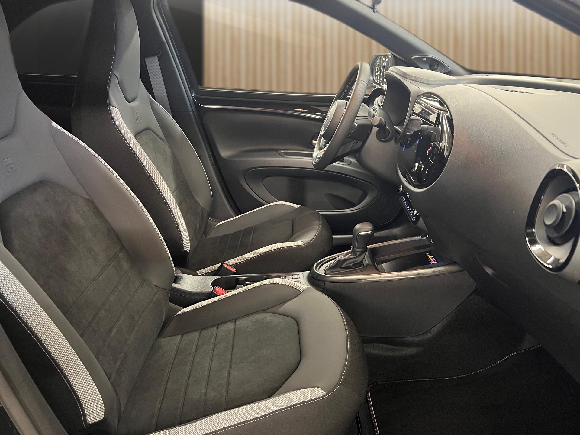 TOYOTA Aygo X 1.5 GR Sport e-CVT-image-15