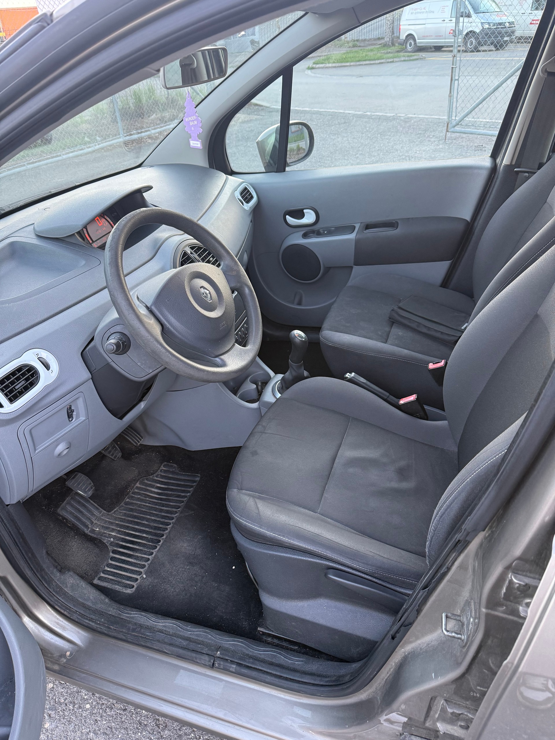 RENAULT Modus 1.2 16V T Yahoo-image-8