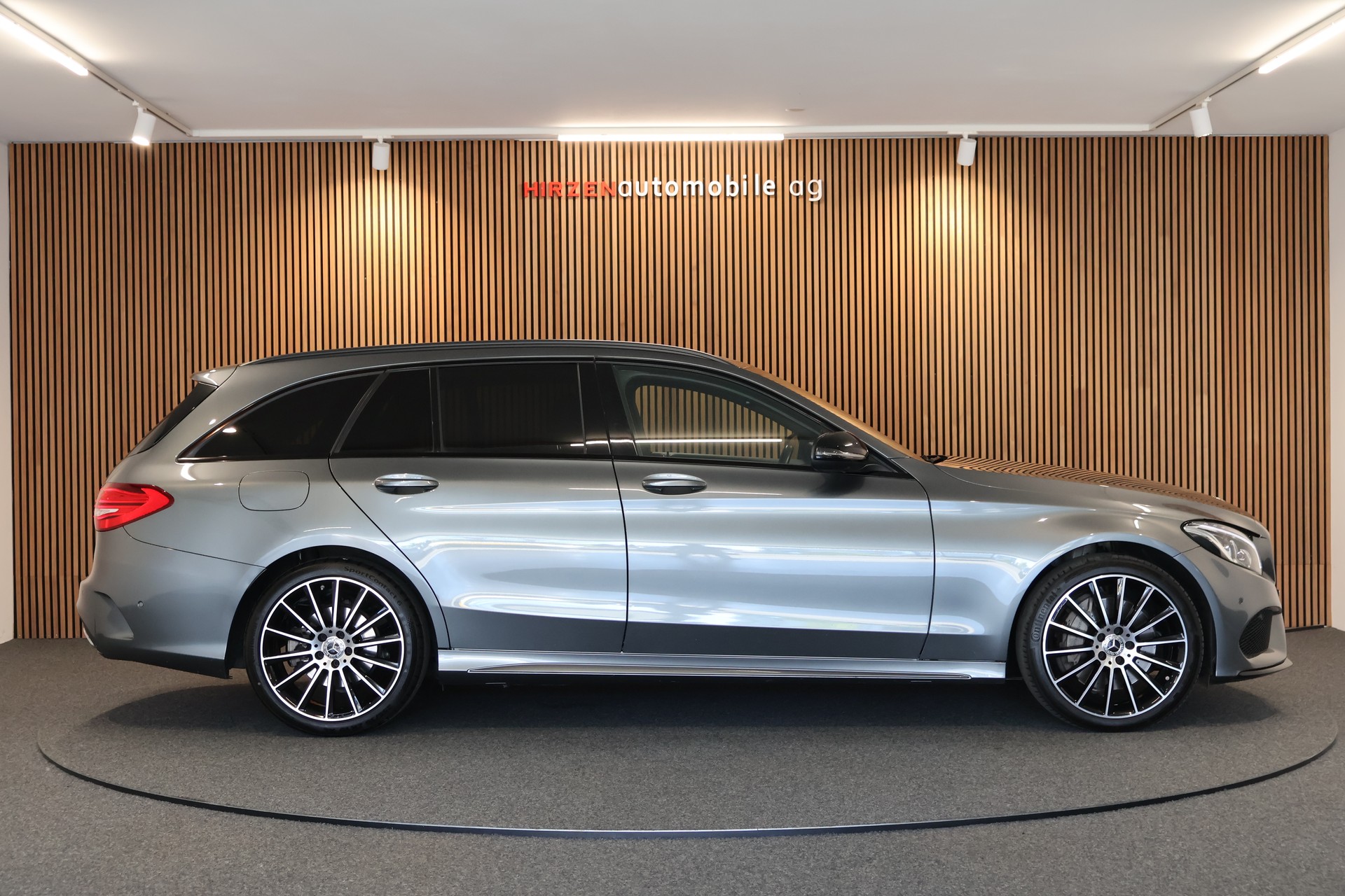 MERCEDES-BENZ C 250 d AMG Line 4Matic 9G-Tronic-image-5
