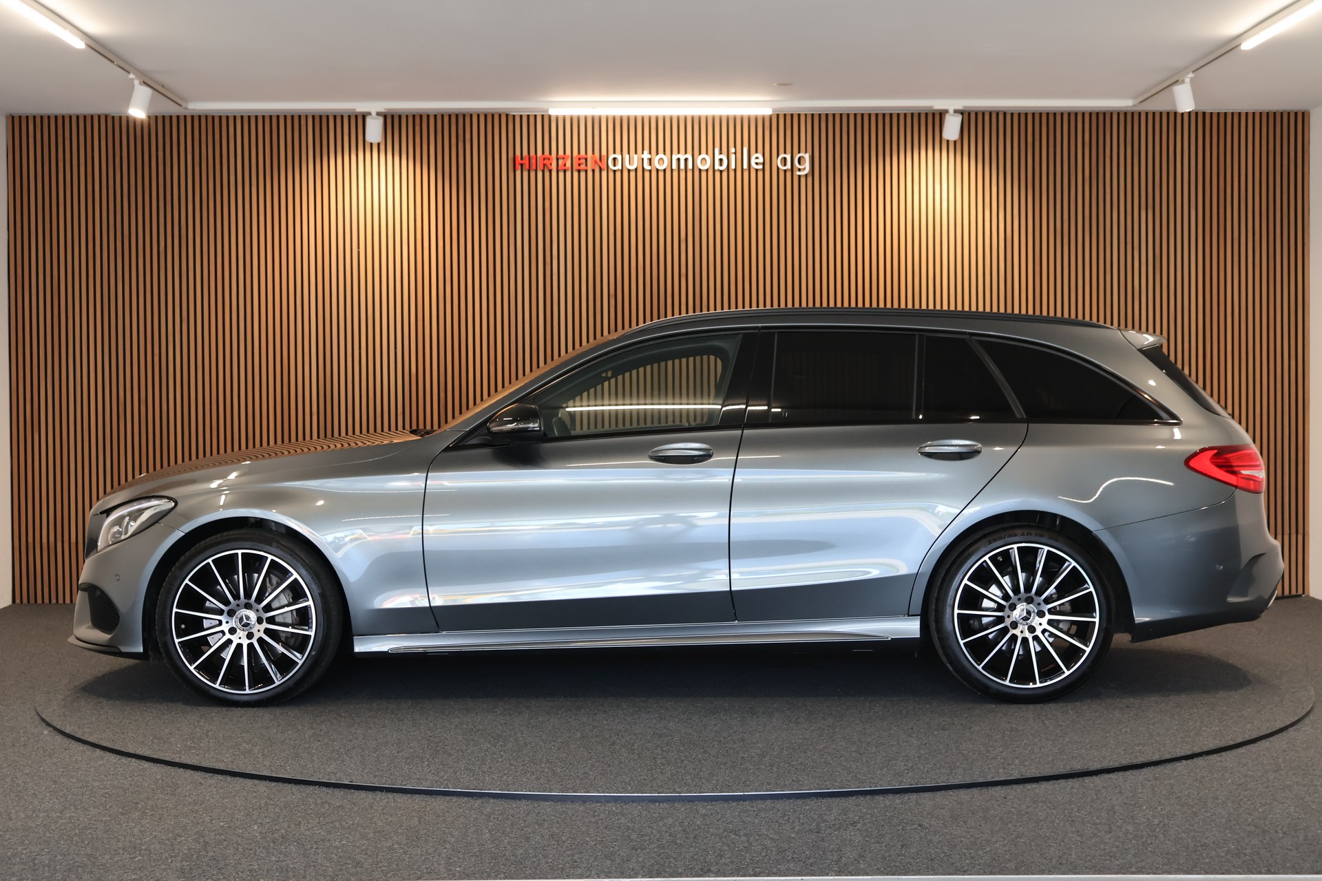 MERCEDES-BENZ C 250 d AMG Line 4Matic 9G-Tronic-image-1