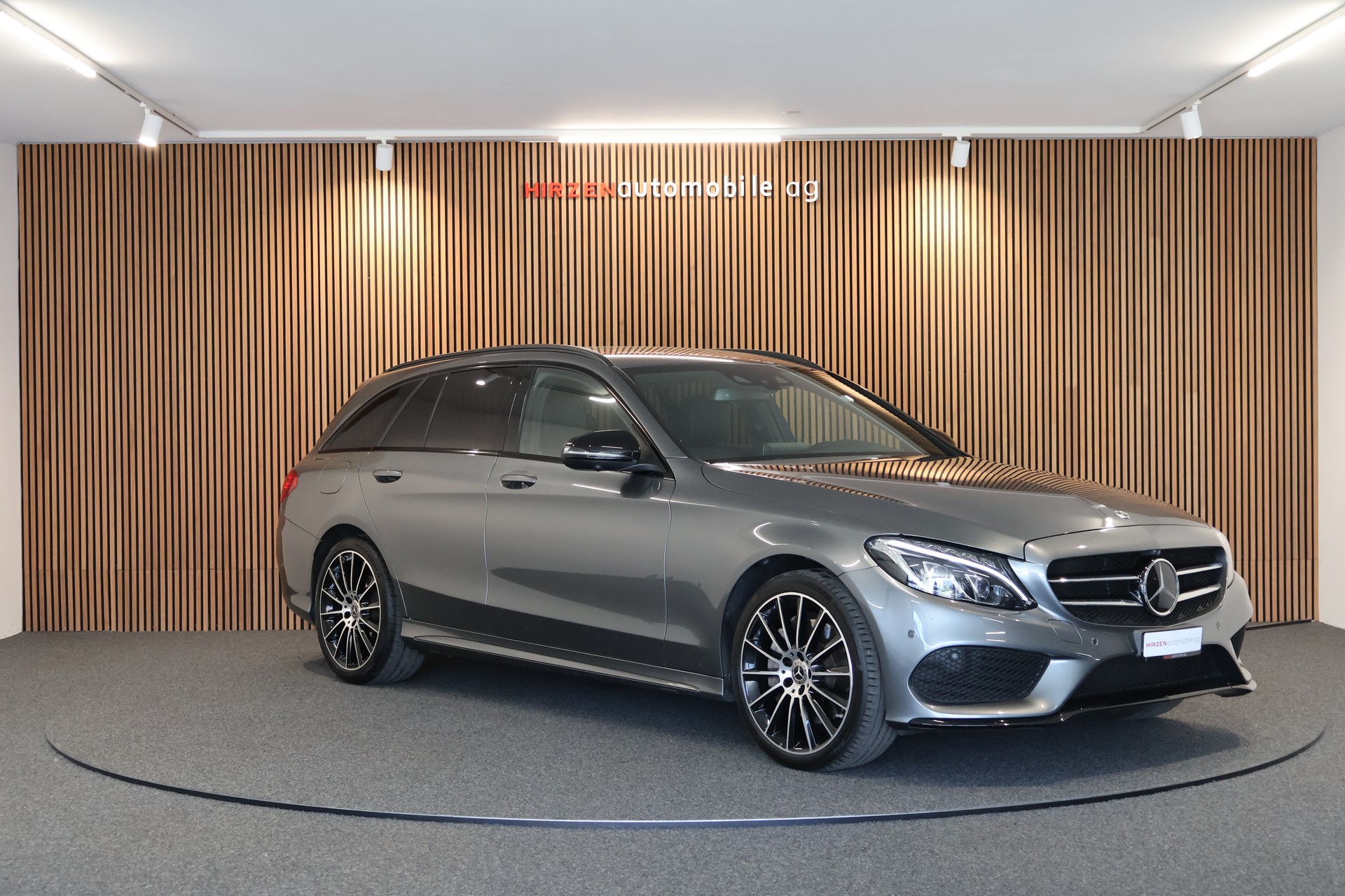 MERCEDES-BENZ C 250 d AMG Line 4Matic 9G-Tronic-image-6