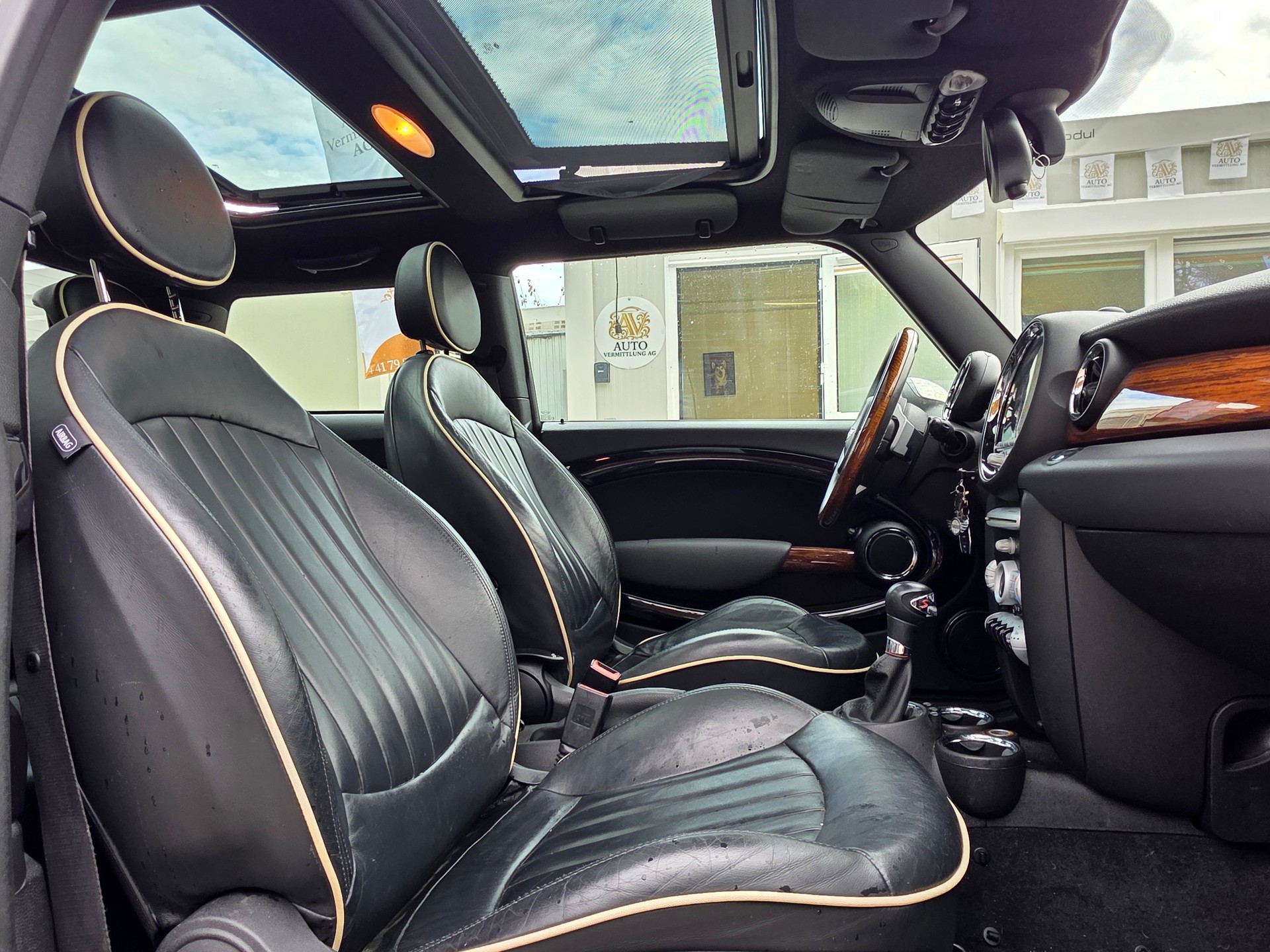 MINI Cooper S Frisch ab MFK / Frisch ab Service / Garantie / Lieferung Inklsuive-image-14