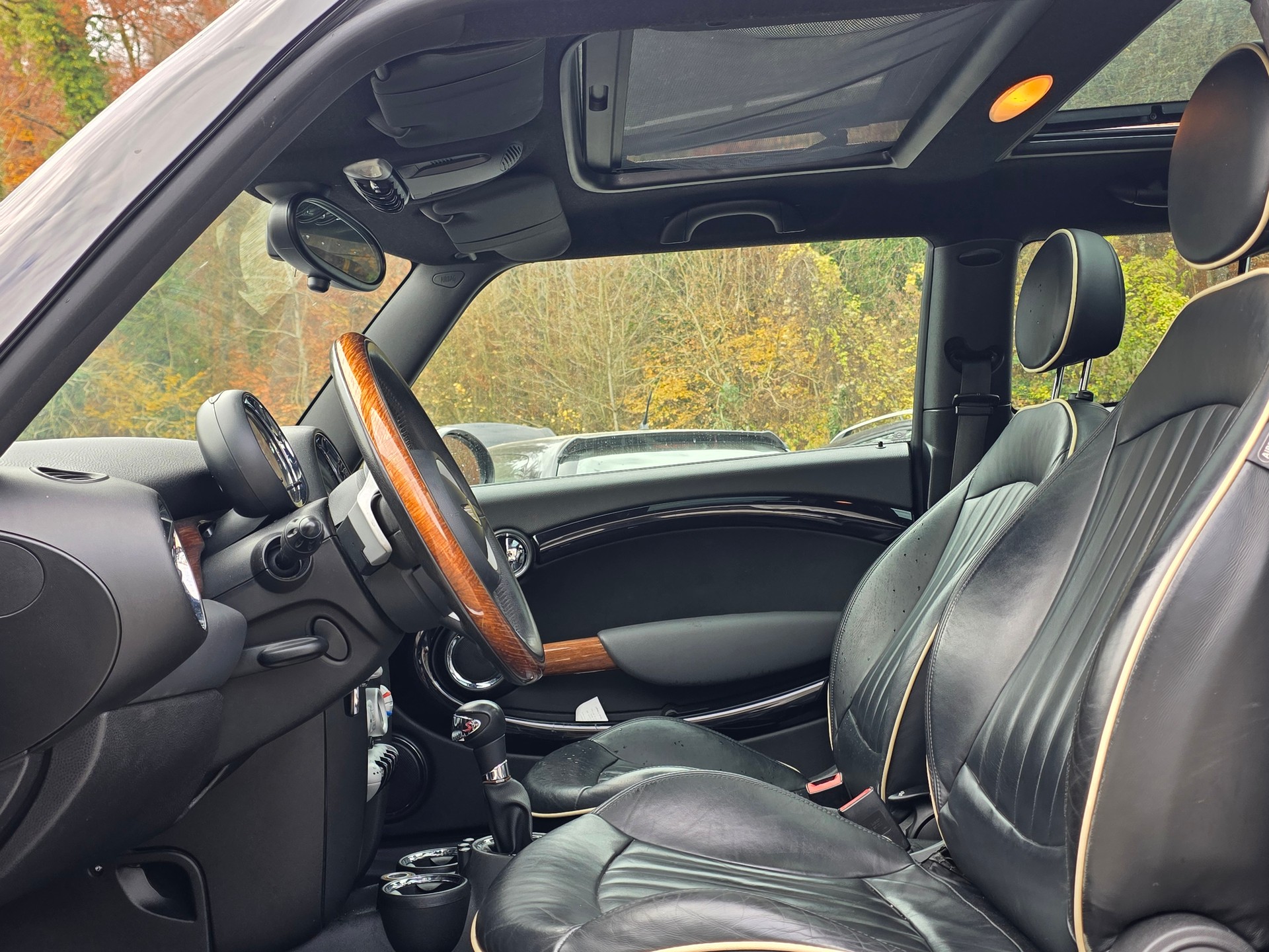 MINI Cooper S Frisch ab MFK / Frisch ab Service / Garantie / Lieferung Inklsuive-image-10