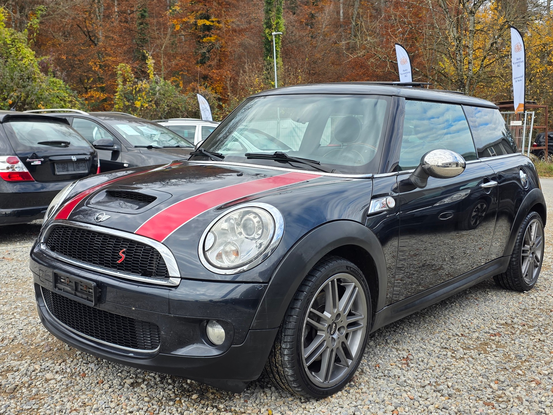 MINI Cooper S Frisch ab MFK / Frisch ab Service / Garantie / Lieferung Inklsuive-image-0