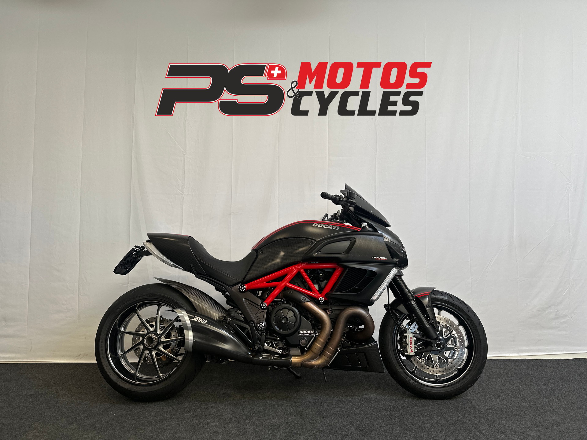 DUCATI Diavel 1200 Carbon