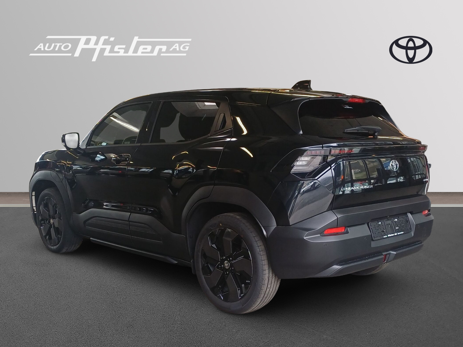 TOYOTA Urban Cruiser Premium AWD-image-3