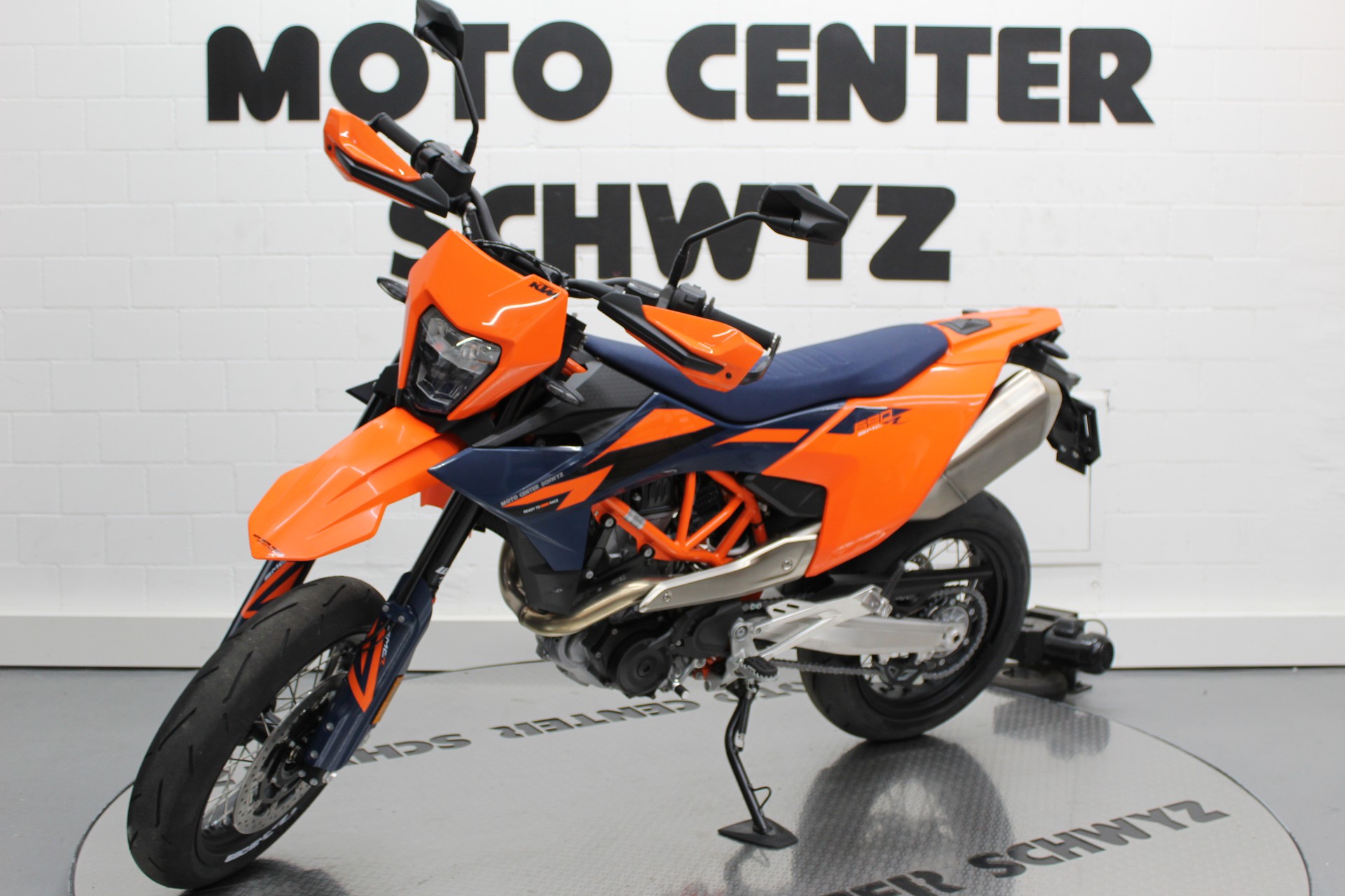 KTM 690 SMC R-image-4