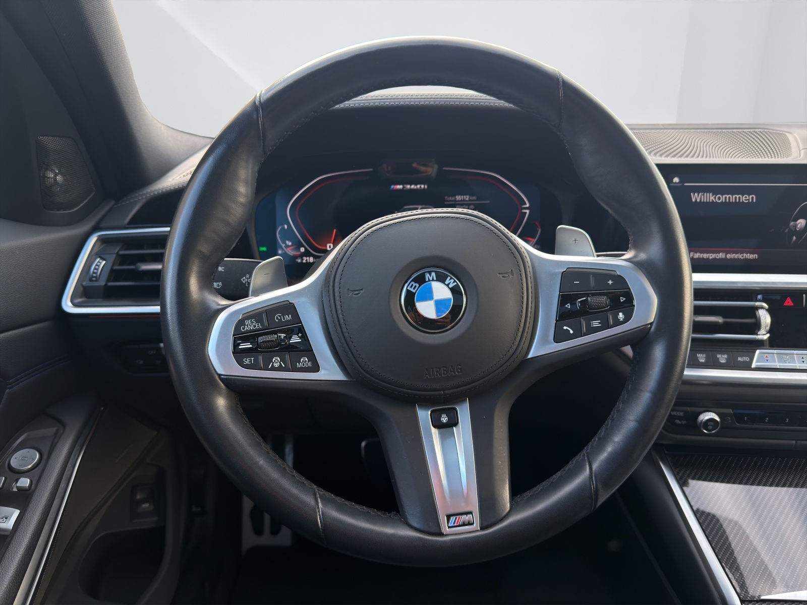 BMW M340i xDrive Touring-image-16