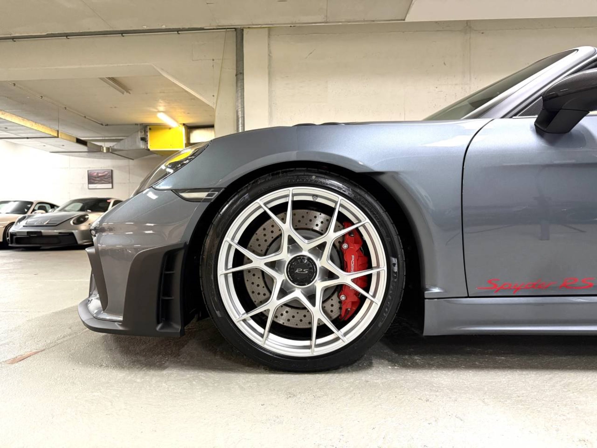 PORSCHE 718 Spyder RS-image-10