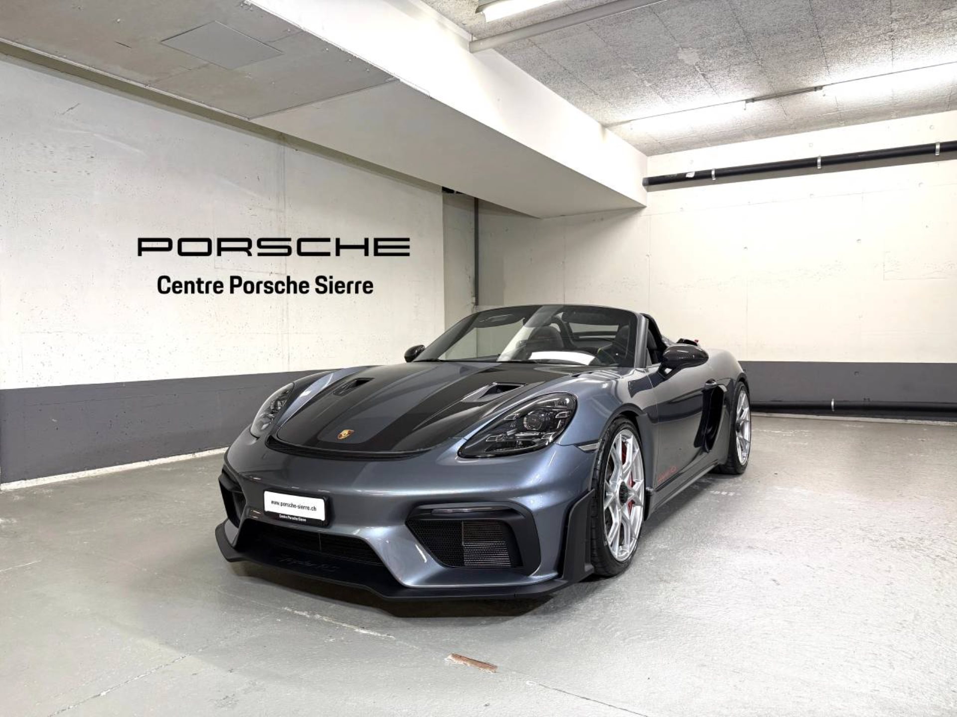 PORSCHE 718 Spyder RS-image-0