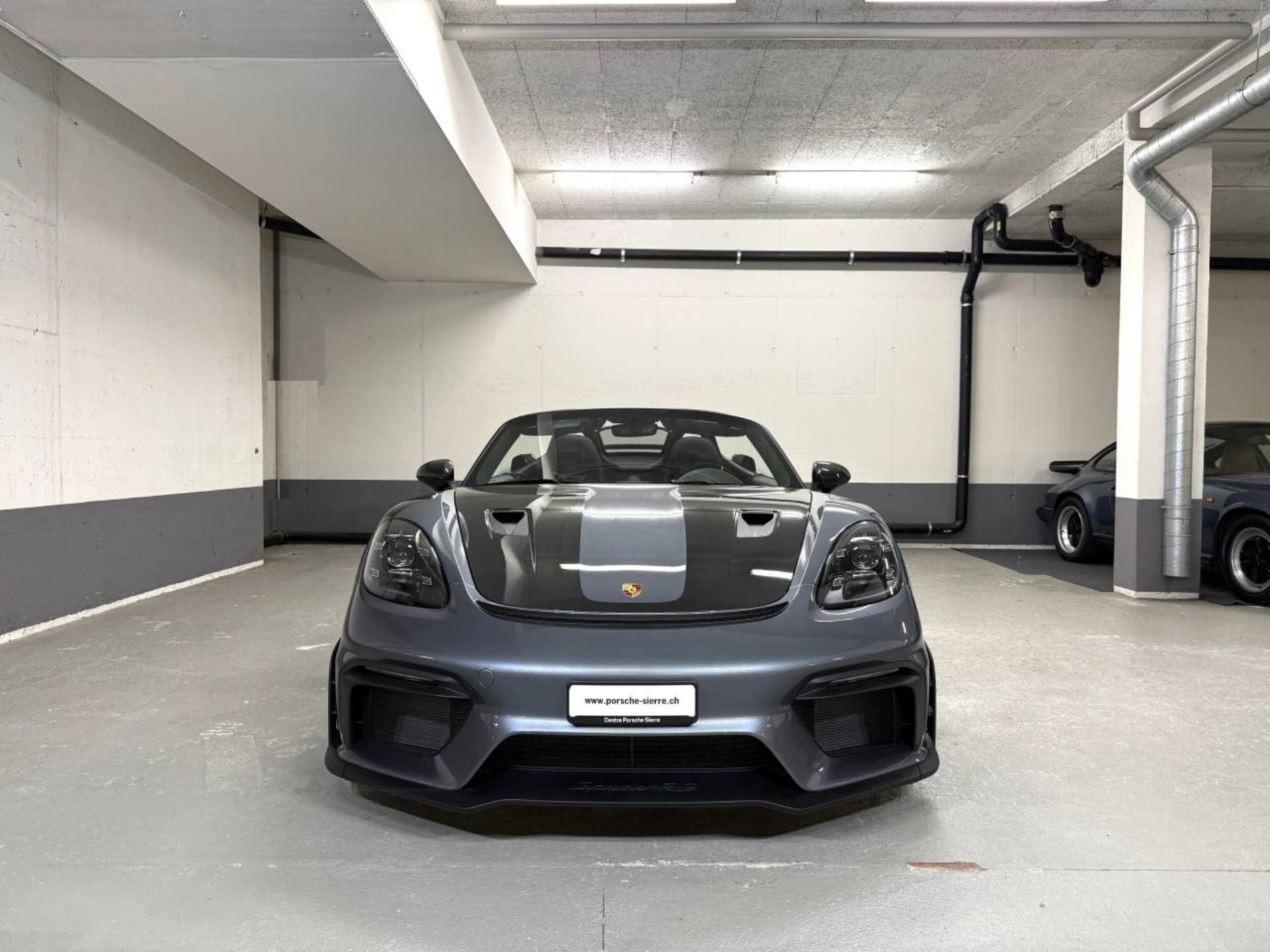 PORSCHE 718 Spyder RS-image-9