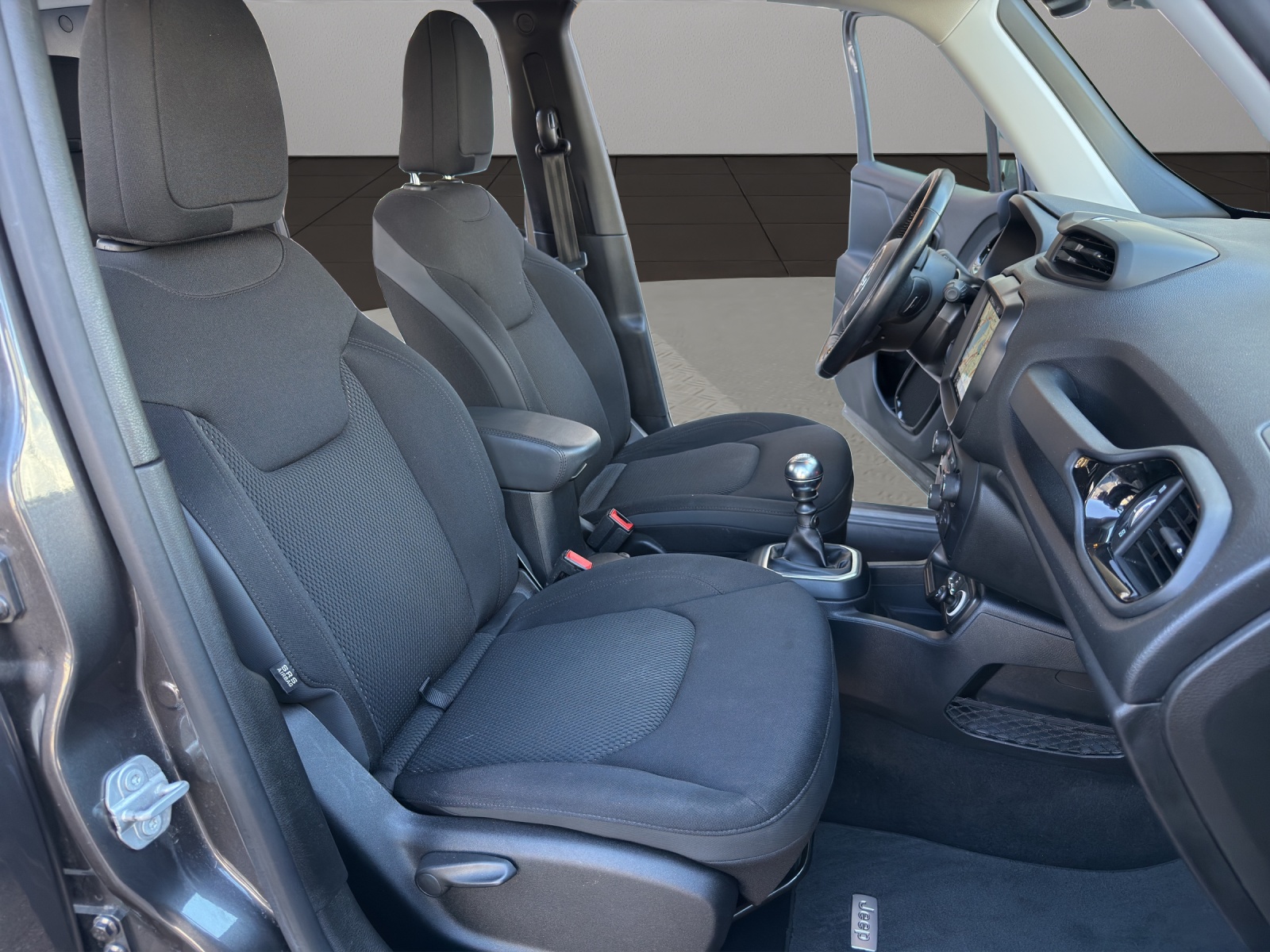JEEP Renegade 1.0 Turbo Night Eagle-image-16