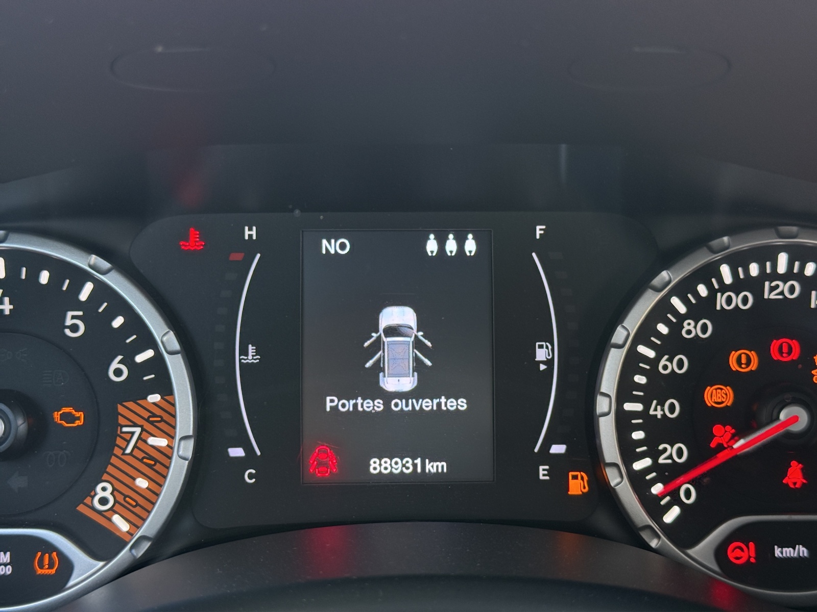 JEEP Renegade 1.0 Turbo Night Eagle-image-10