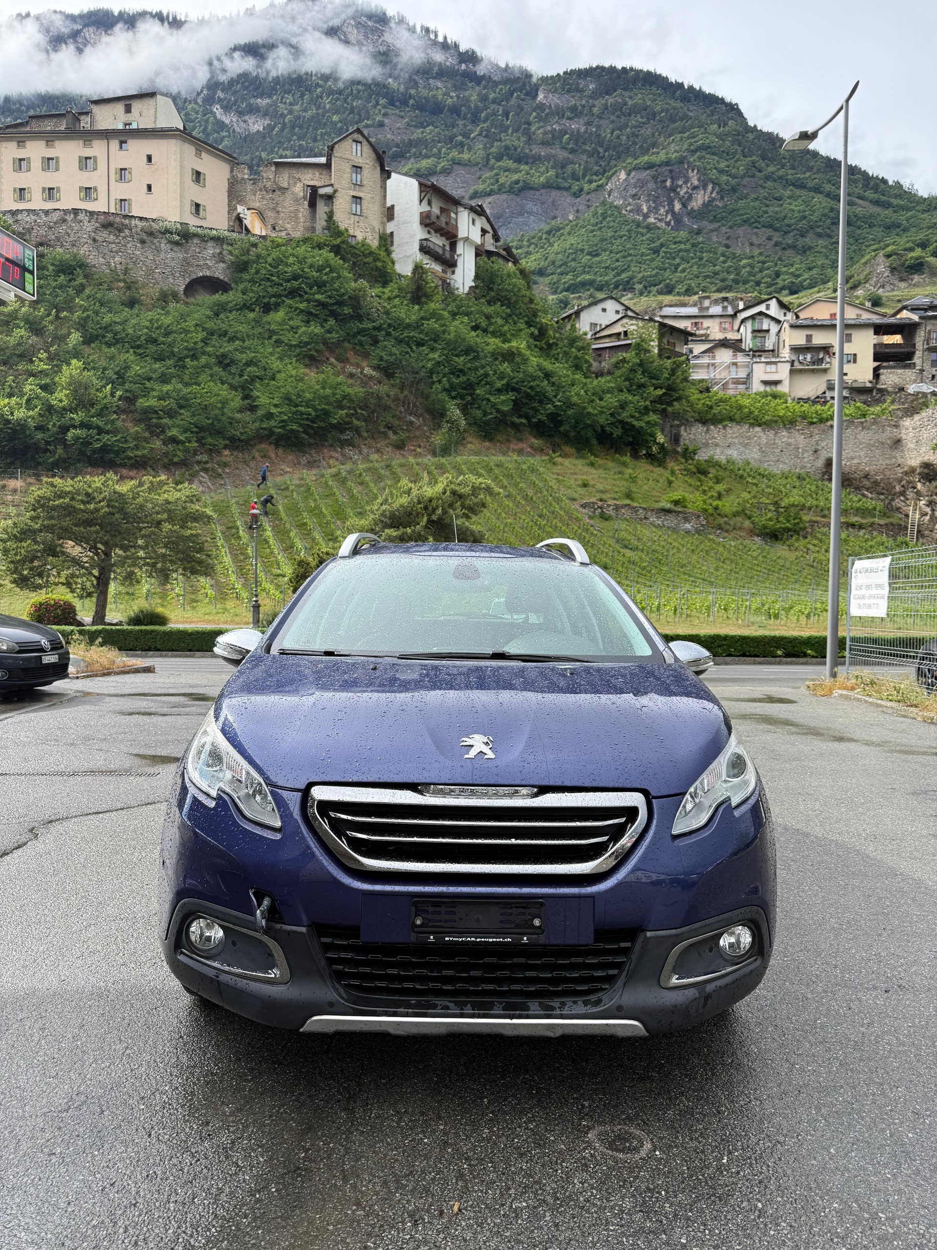 PEUGEOT 2008 1.2 PureTech Active-image-0
