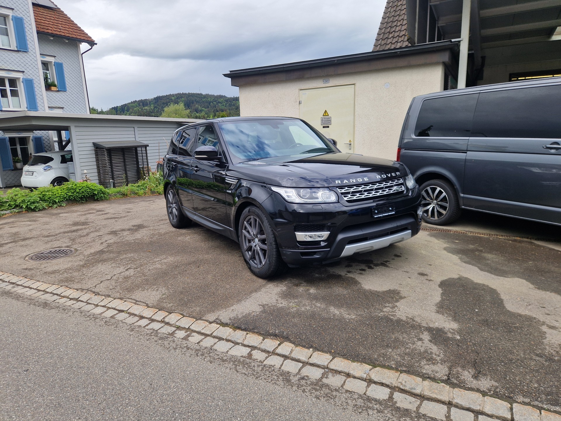 LAND ROVER Range Rover Sport 3.0 SDV6 HSE Automatic-image-2
