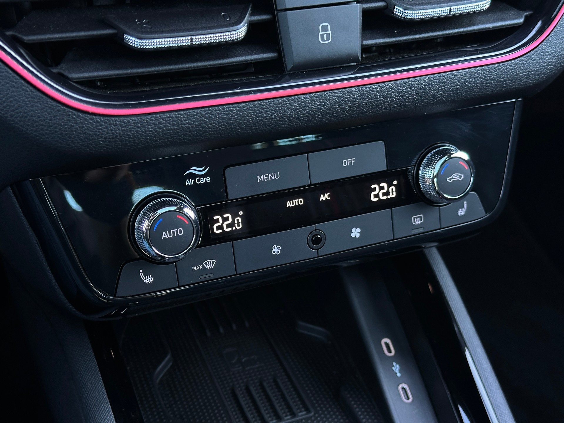 SKODA Scala 1.5 TSI Monte Carlo DSG-image-19