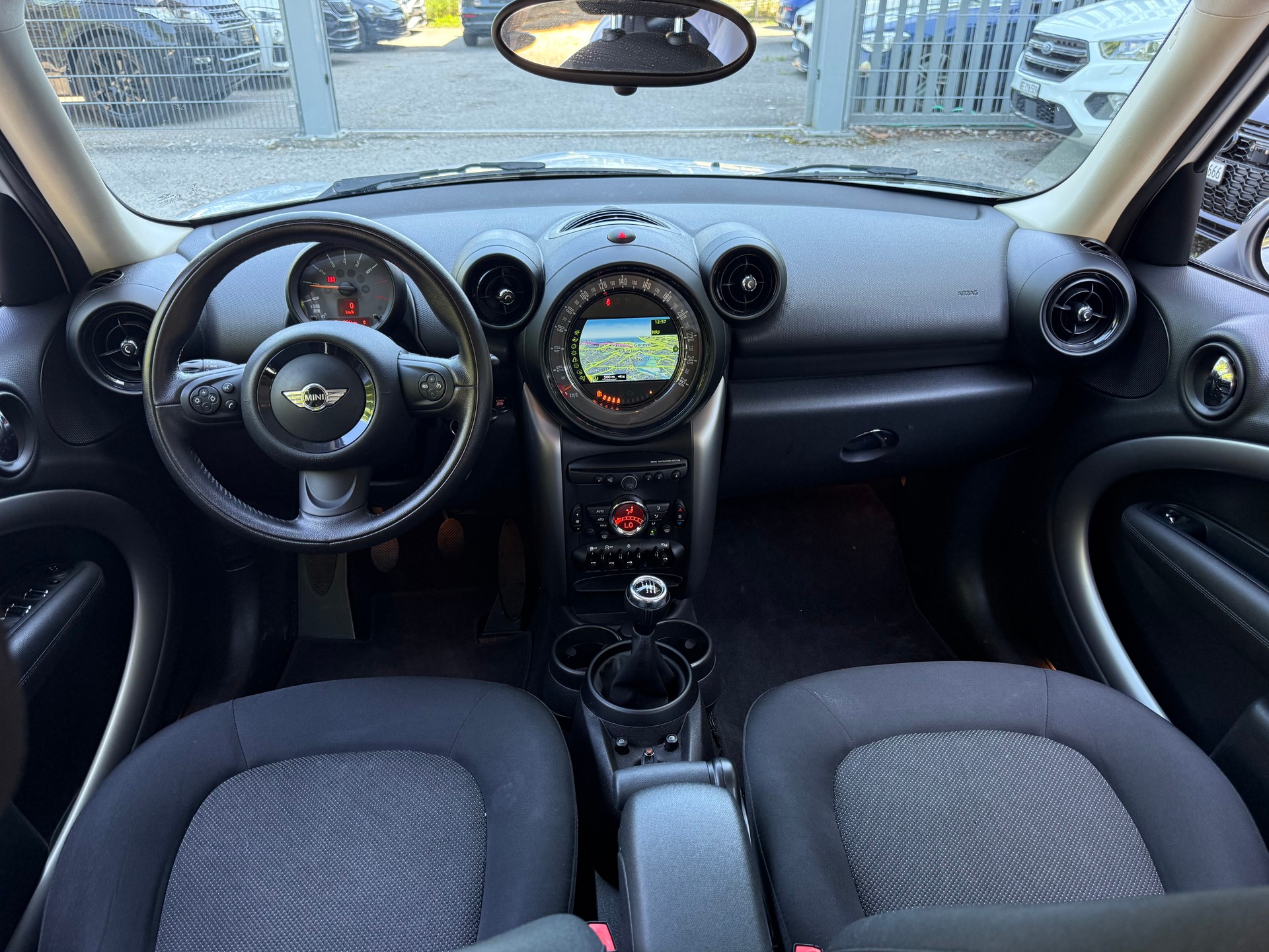 MINI Countryman Cooper ALL4 by Burton-image-7