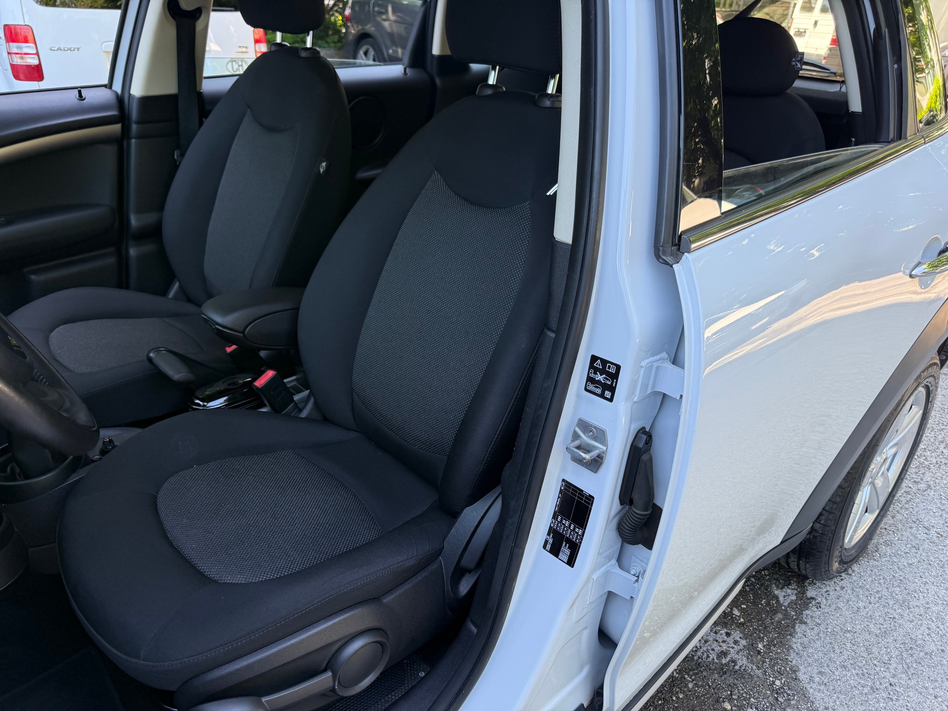 MINI Countryman Cooper ALL4 by Burton-image-6