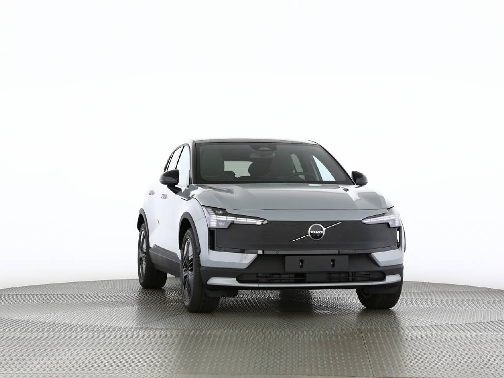 VOLVO EX 30 Cross Country P8 Ultra AWD-image-14