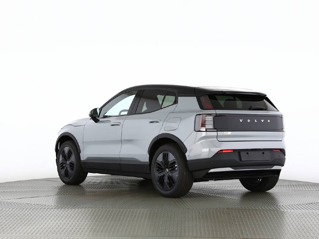 VOLVO EX 30 Cross Country P8 Ultra AWD-image-25