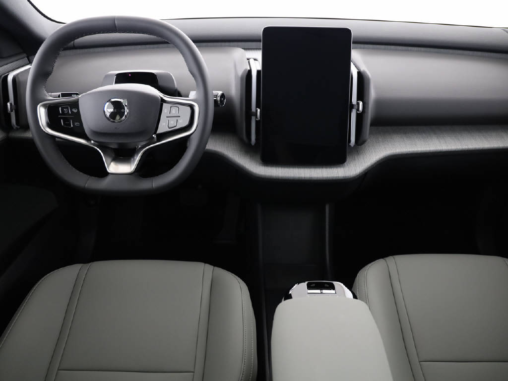 VOLVO EX 30 Cross Country P8 Ultra AWD-image-22