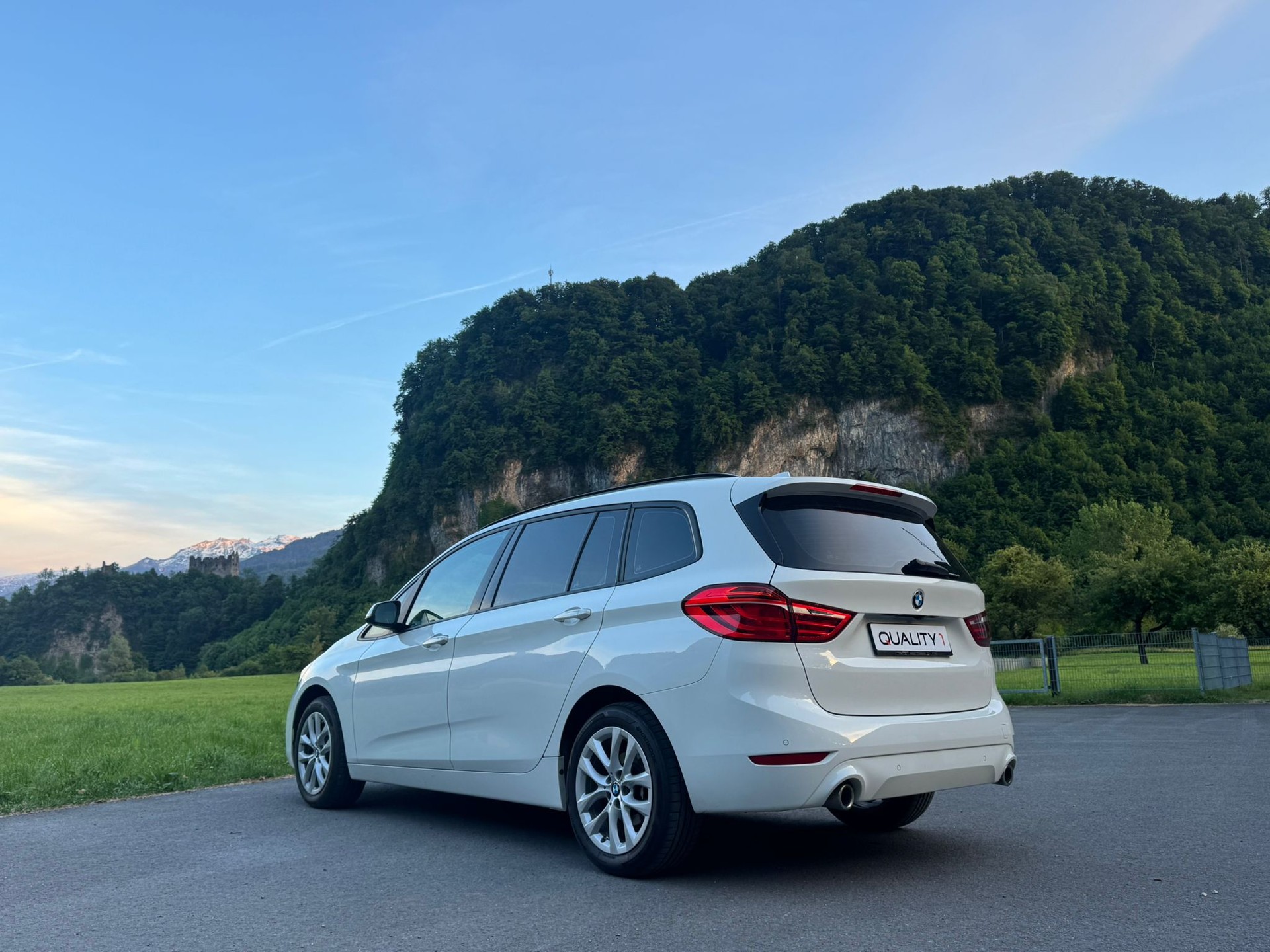 BMW 218d xDrive Gran Tourer Swiss Adv. Sport Stept.-image-7