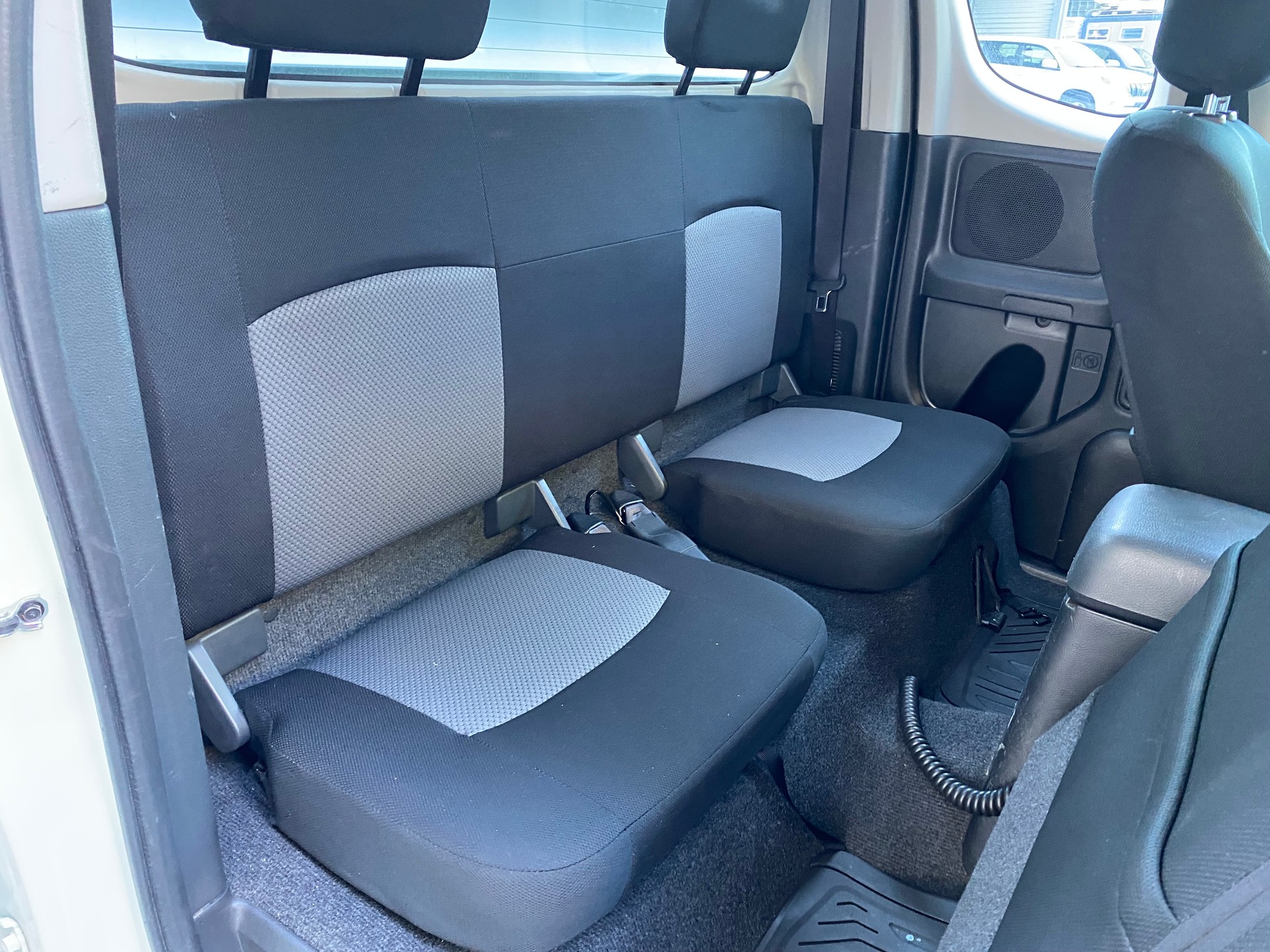 MITSUBISHI L 200 2.2 Value Club Cab-image-6