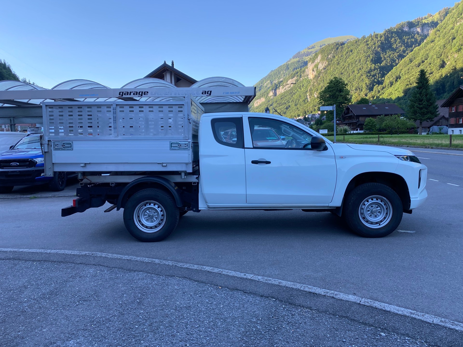 MITSUBISHI L 200 2.2 Value Club Cab-image-13
