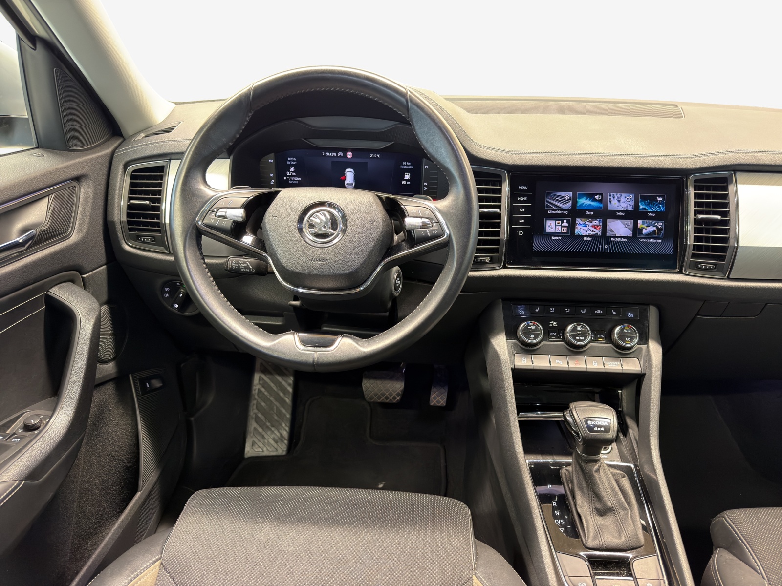 SKODA Kodiaq 2.0 TDI CR Ambition 4x4 DSG-image-8