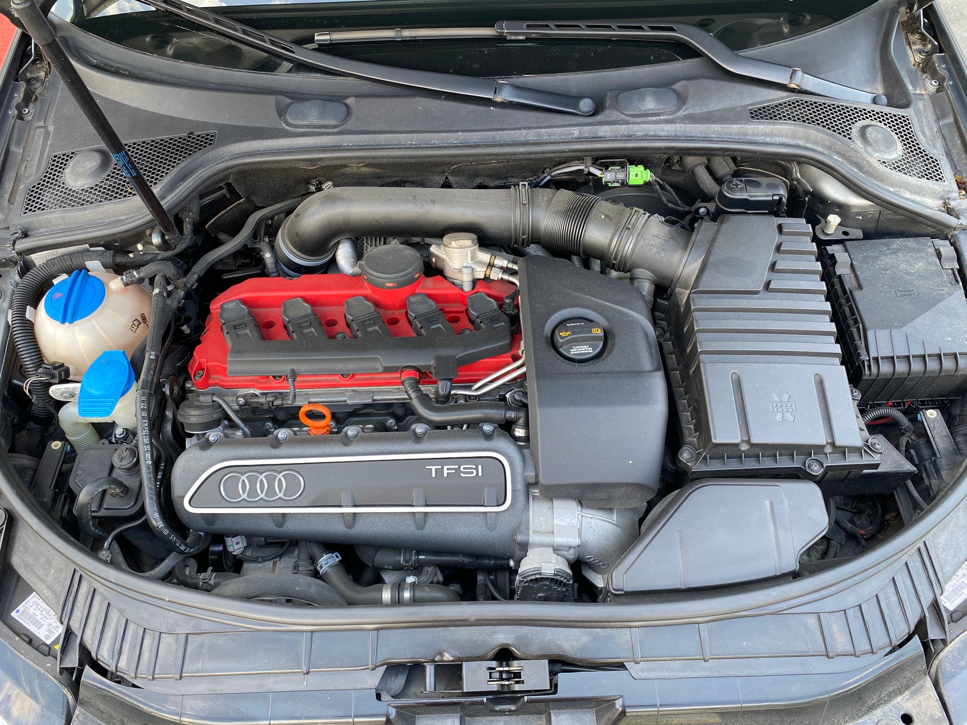 AUDI RS3 Sportback 2.5 TFSI quattro S-tronic-image-9
