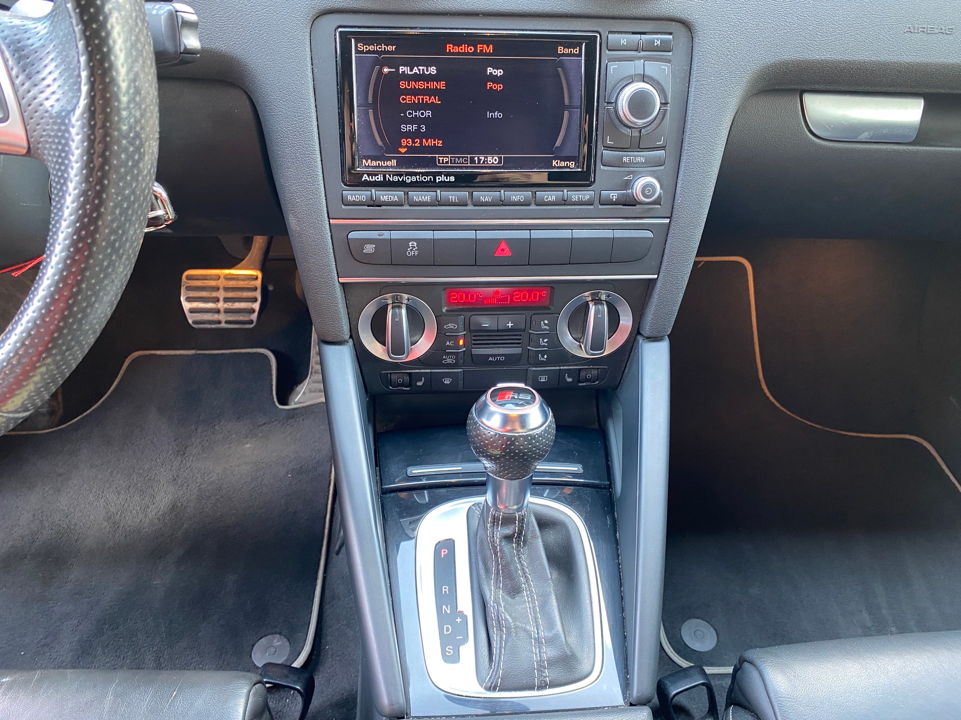 AUDI RS3 Sportback 2.5 TFSI quattro S-tronic-image-8