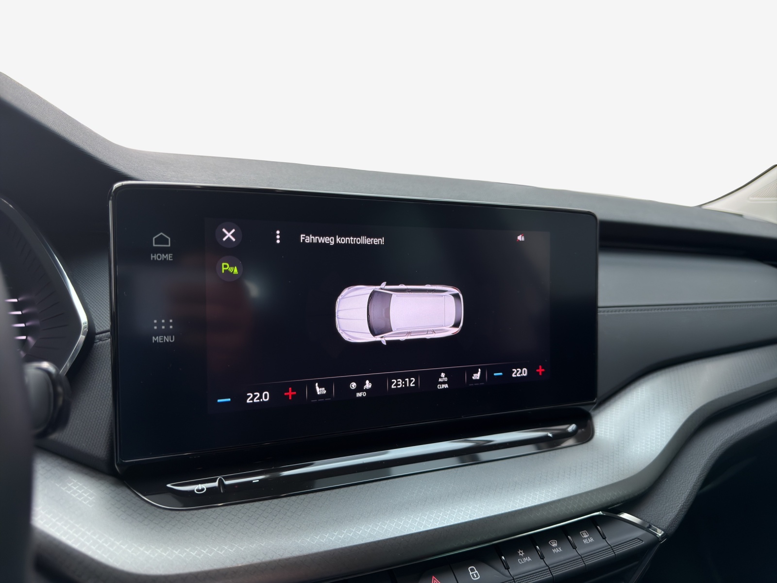 SKODA Octavia Combi 2.0 TSI Ambition DSG 4x4-image-15