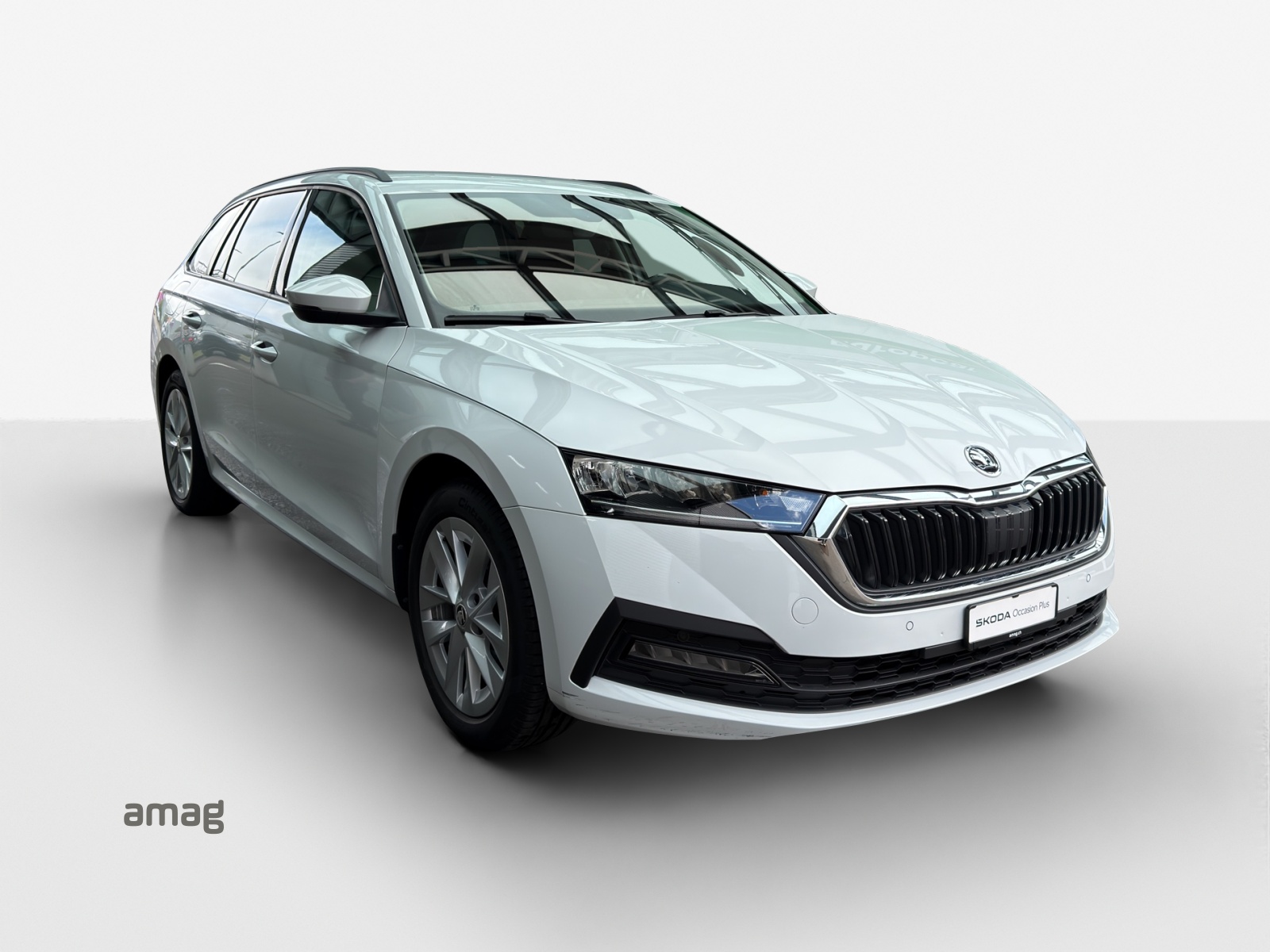 SKODA Octavia Combi 2.0 TSI Ambition DSG 4x4-image-5