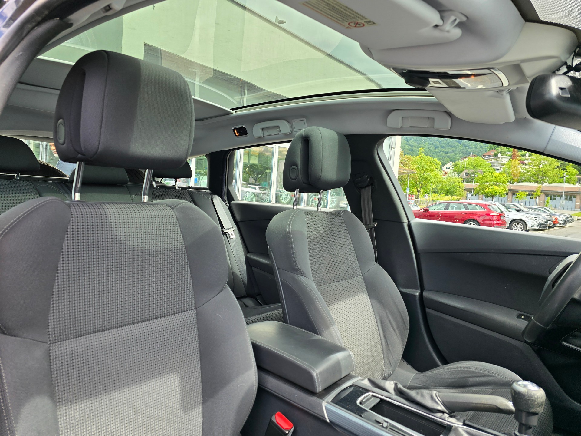 PEUGEOT 508 SW 1.6 16V T Active-image-11