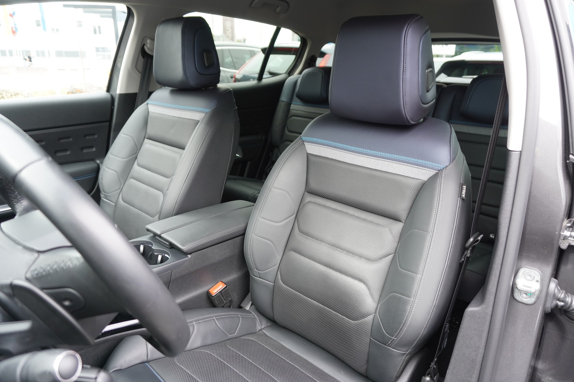 CITROEN C5 Aircross 1.6 PHEV Max-image-11