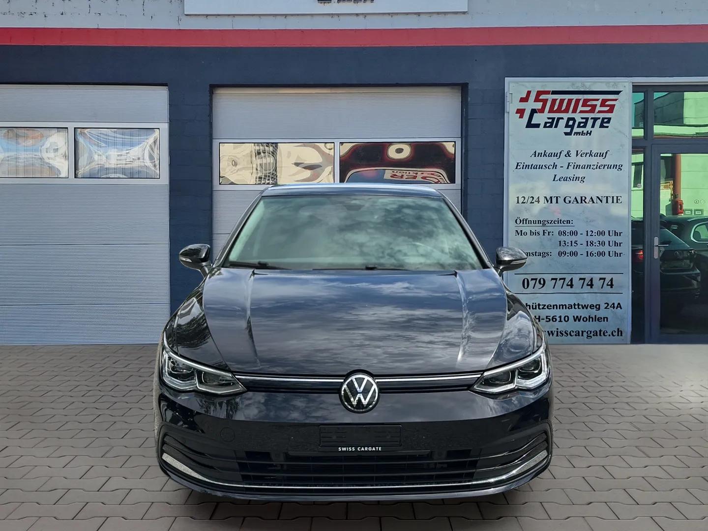 VW Golf 2.0 TDI Active DSG mit AHK & Panoramdach + Werksgarantie-image-1