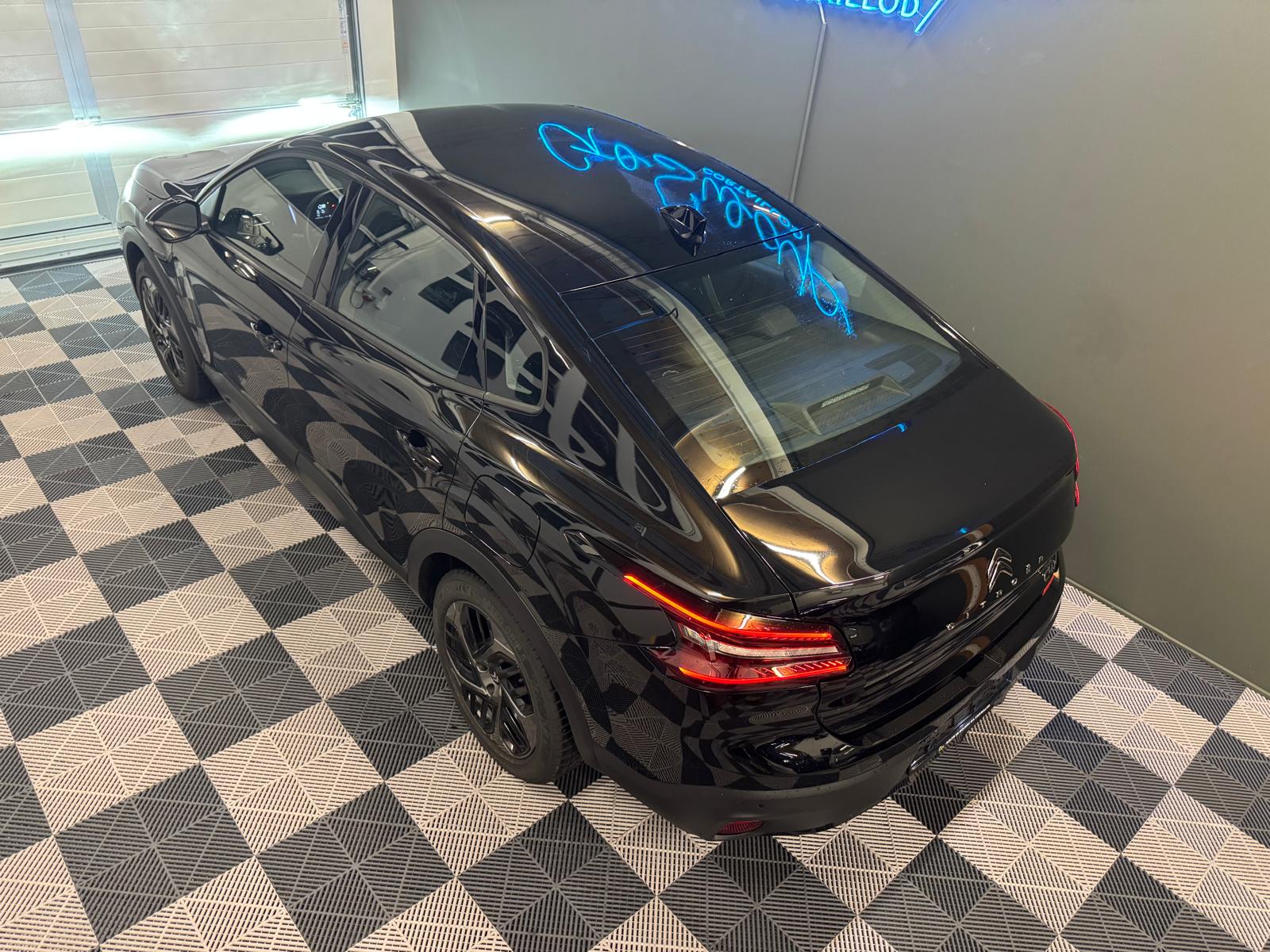 CITROEN C4 1.2 Pure Tech Swiss Edition EAT8-image-2