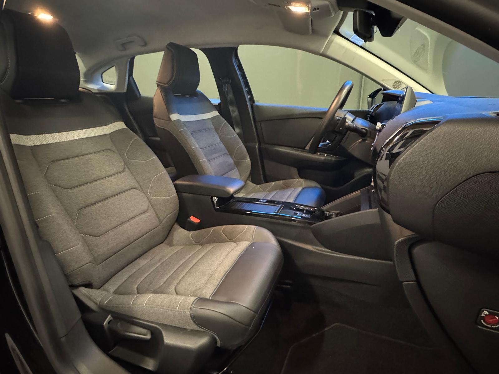 CITROEN C4 1.2 Pure Tech Swiss Edition EAT8-image-10