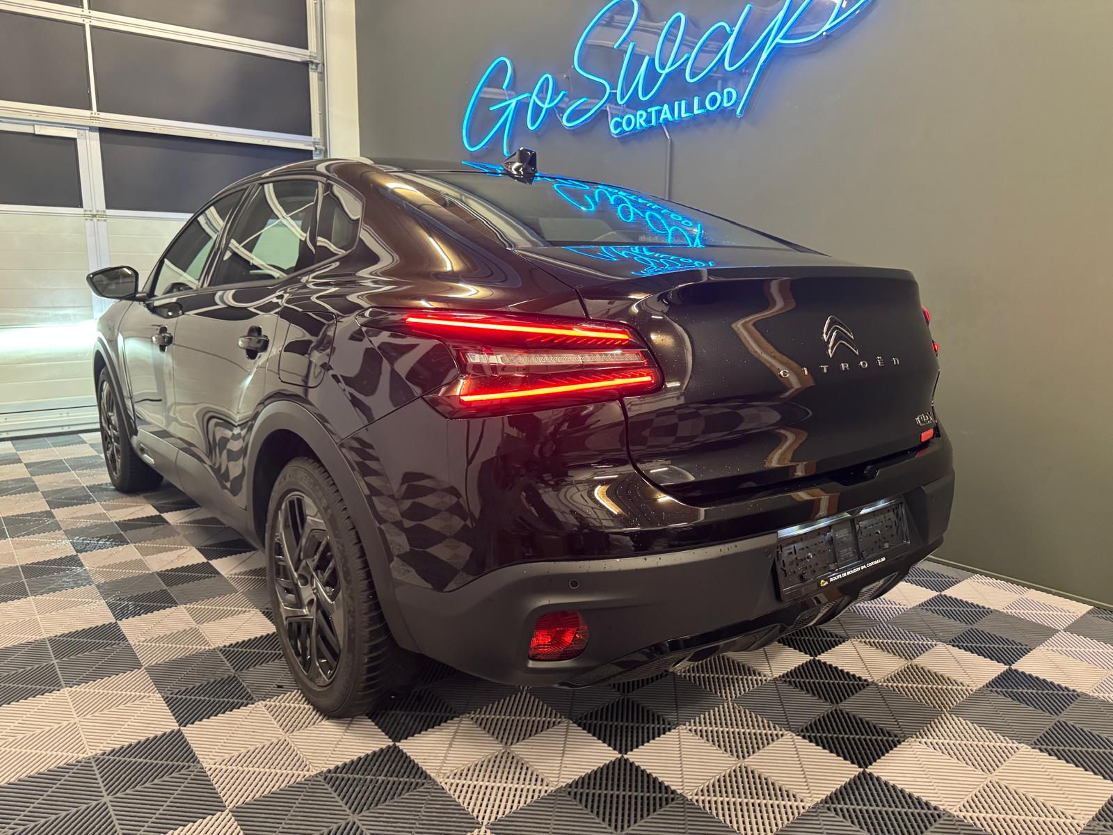 CITROEN C4 1.2 Pure Tech Swiss Edition EAT8-image-3