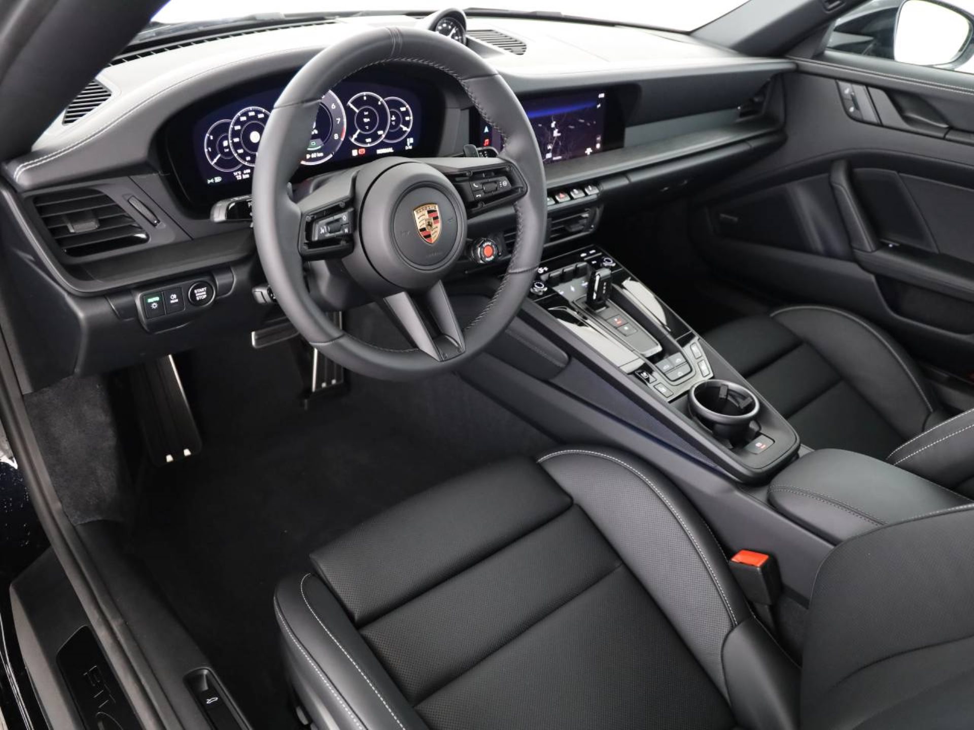 PORSCHE 911 Carrera GTS Cabriolet-image-10
