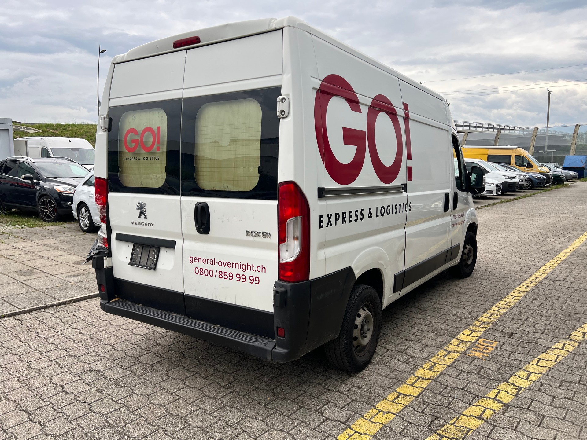 PEUGEOT Boxer 2.0 HDI 335 Active L2H2-image-3