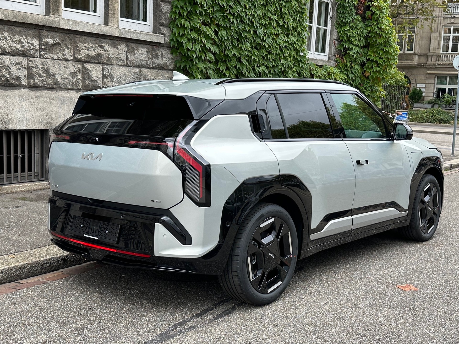 KIA EV3 81,4 kWh GT-Line-image-4
