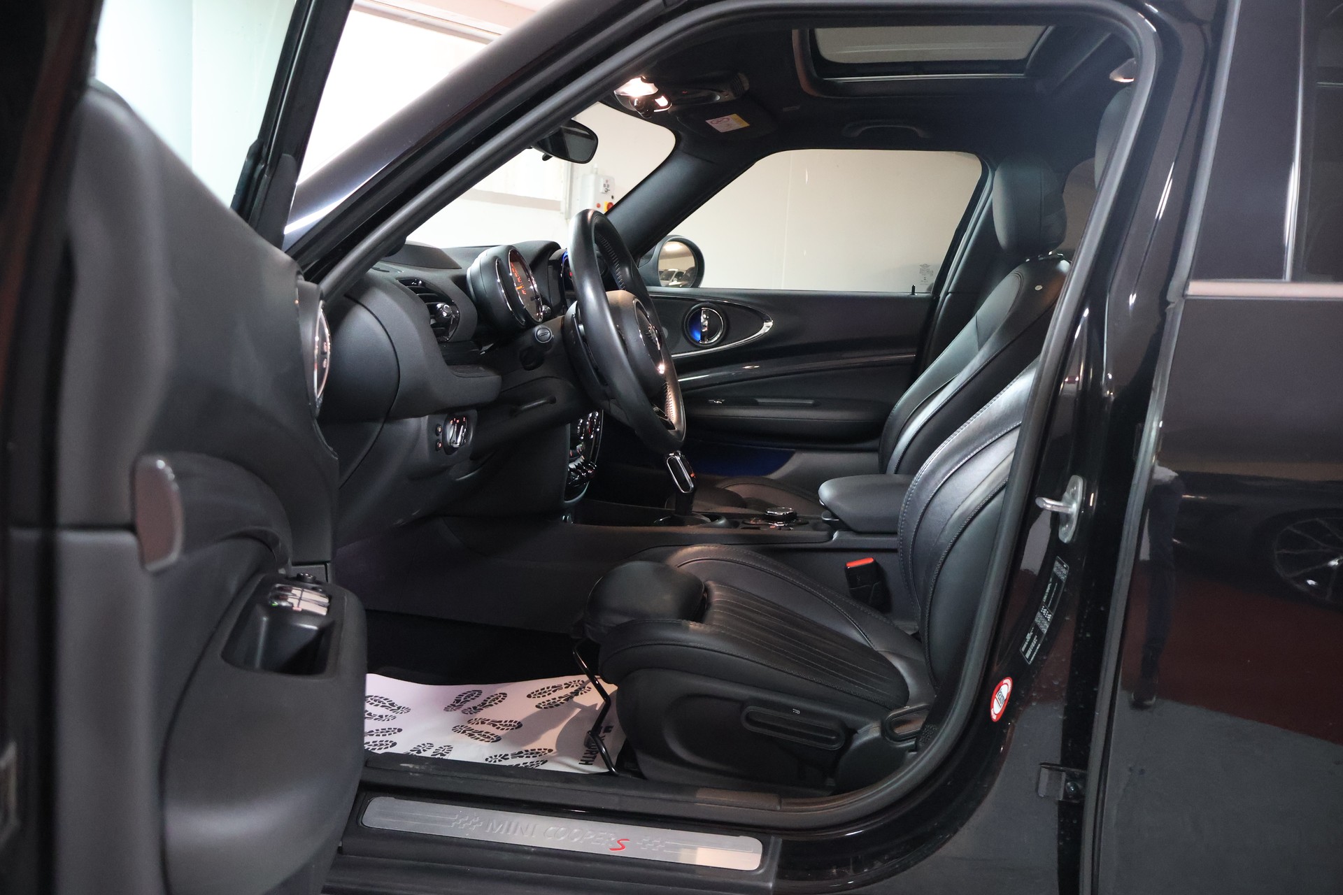 MINI Clubman Cooper SD Steptronic-image-6