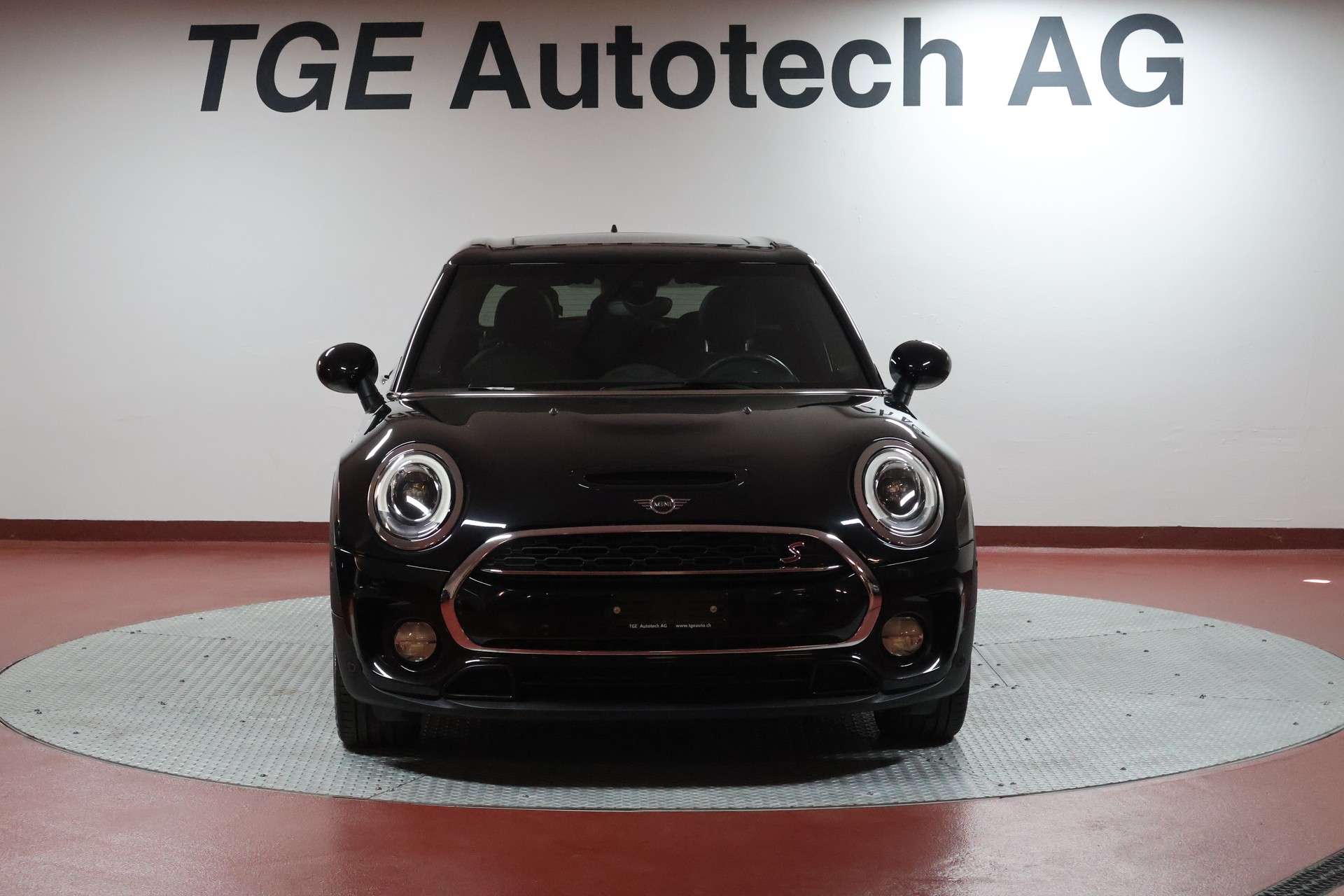 MINI Clubman Cooper SD Steptronic-showroom-element-1