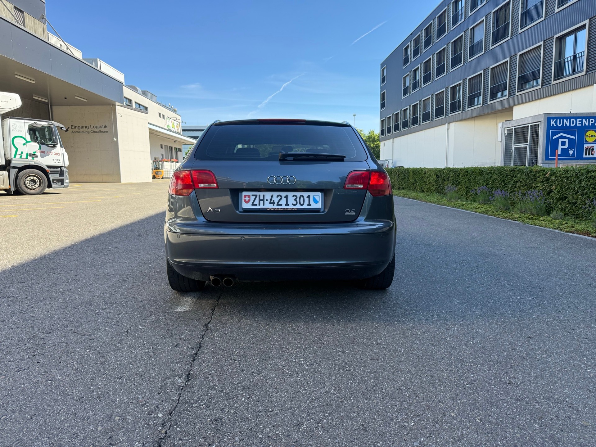 AUDI 3.2 V6 Ambition quat. S-Tr-image-4